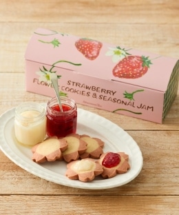 ストロベリーフラワークッキーと2種のジャム 苺とフランボワーズ＆バニラミルク/Lee Izumida/Afternoon Tea TEAROOM