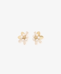 フラワーピアス