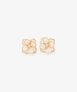 フラワーピアス