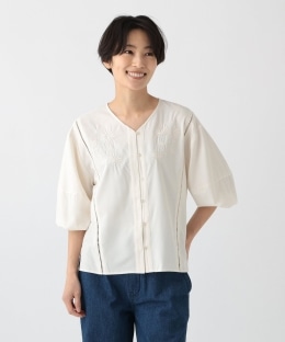 刺繍Ｖネックブラウス