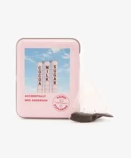紅茶缶/煙突/Accidentally Wes Anderson