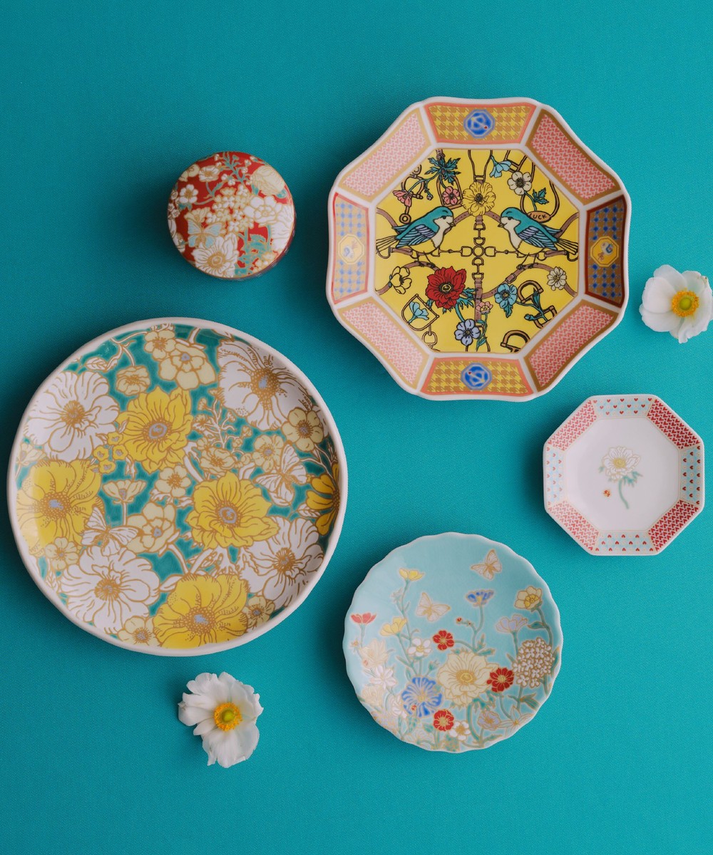 お*な様 ナタリーレテ　アフターヌーンティー　九谷焼きウサギ柄 お*な様 ナタリーレテ アフターヌーンティー 九谷焼きウサギ柄