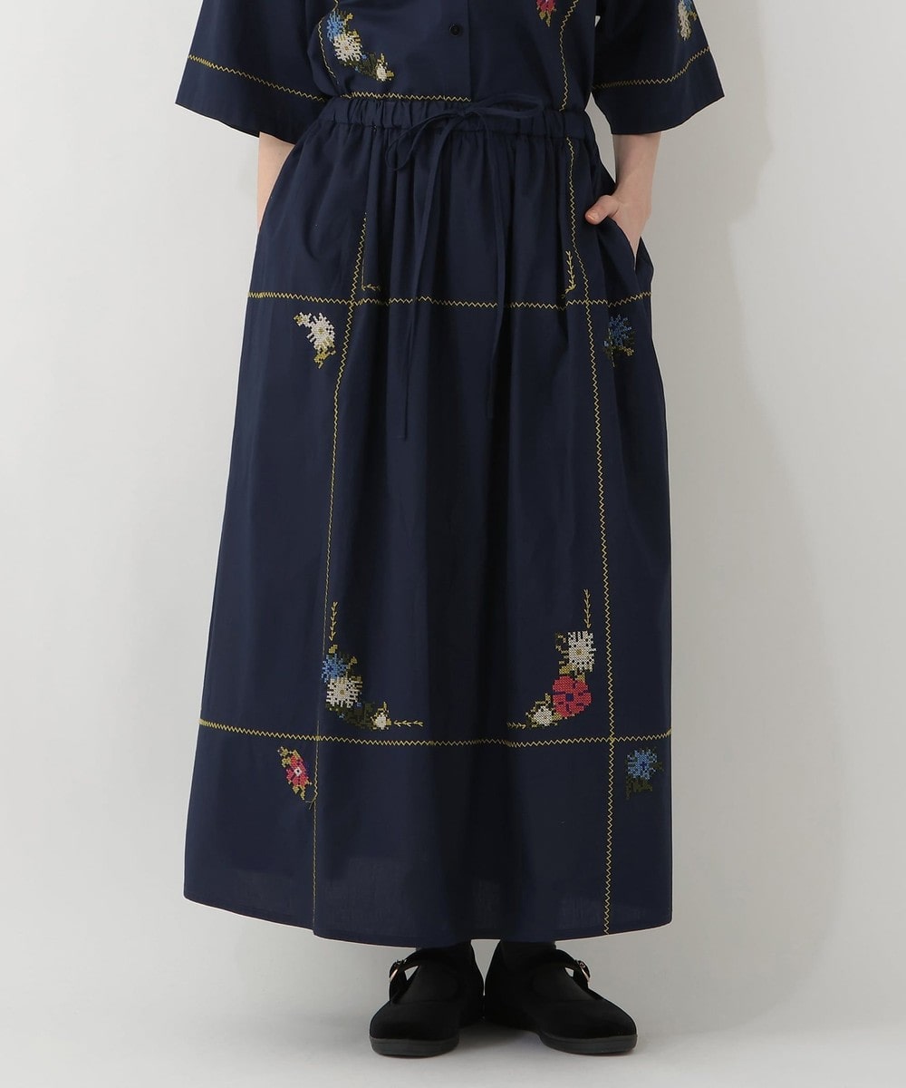 パンツ・スカート 刺繍ラインフレアスカート/MAISON SAJOU