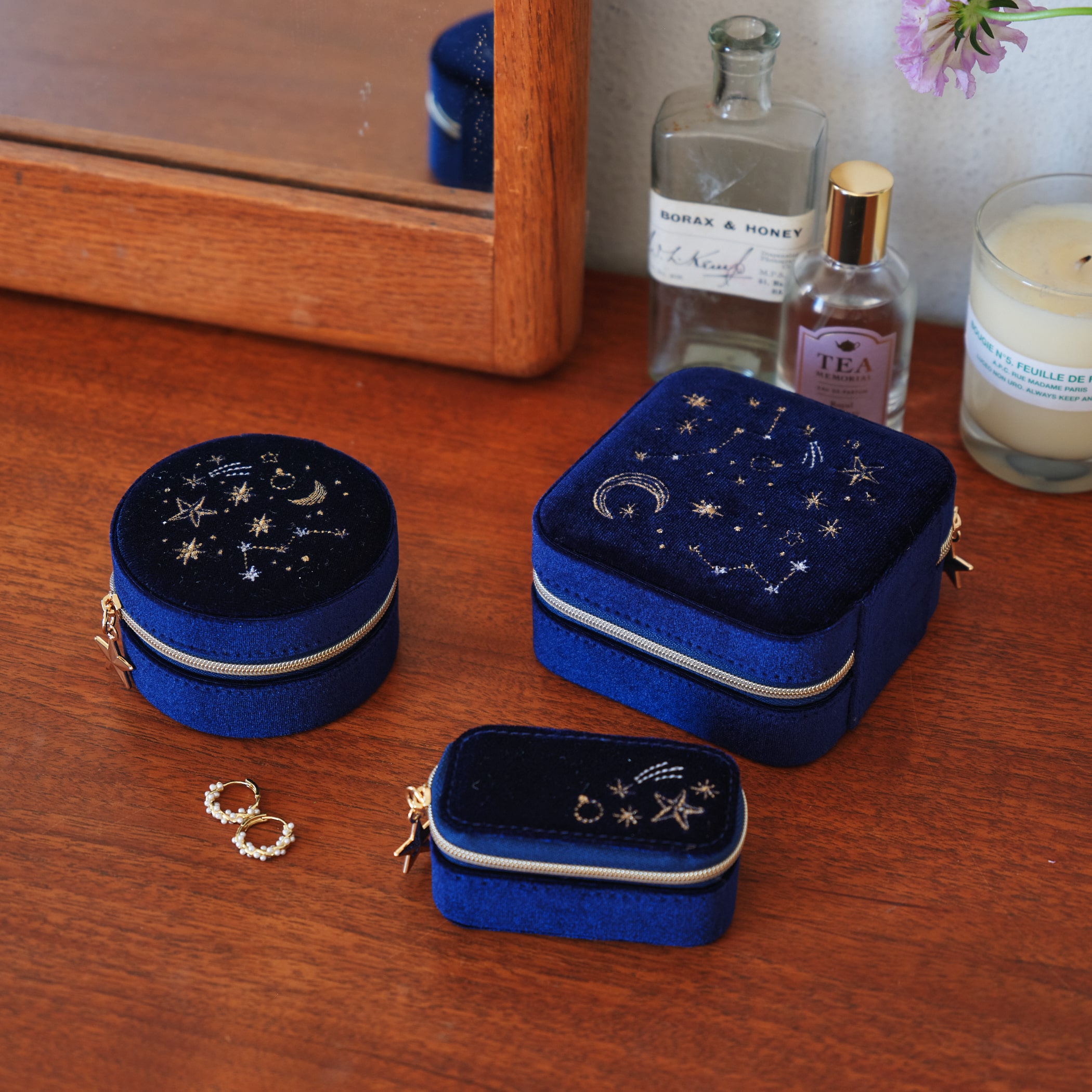 ベロア天体モチーフスクエアジュエリーボックスL | アフタヌーンティー