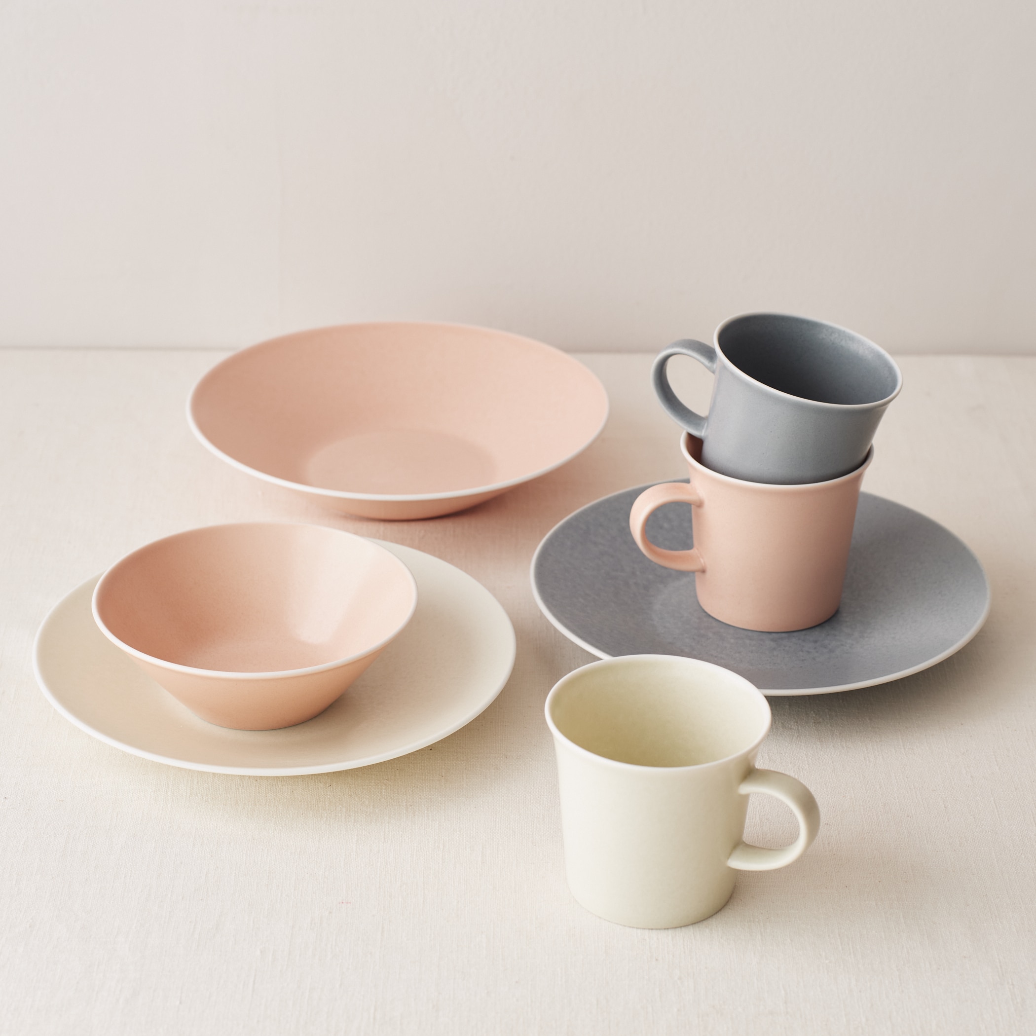 ピンククリーム色 食器セット 16点 楽天市場】セット ピンク（食器セット｜食器）：食器・カトラリー