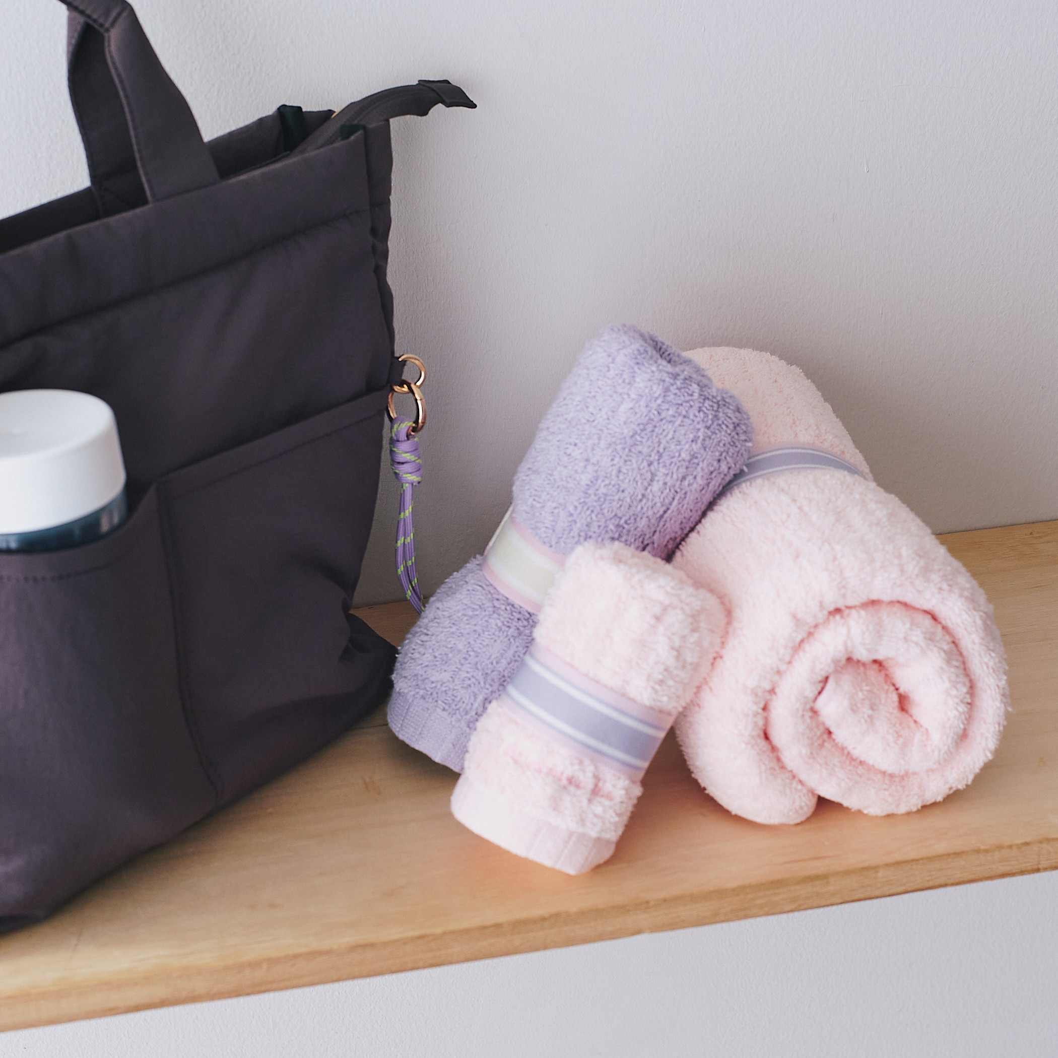 アバンティーズ ファンミ マフラータオル 4573685159173_01.jpg?1